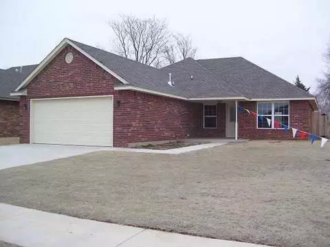 8 W End Ct, Tuttle, OK 73089 photo 1