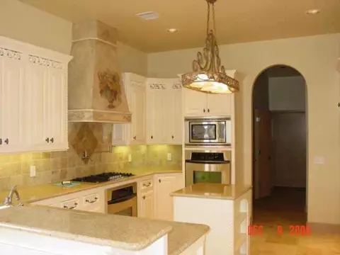 1304 Willow Bend Blvd Moor, Moore, OK 73160 photo 2