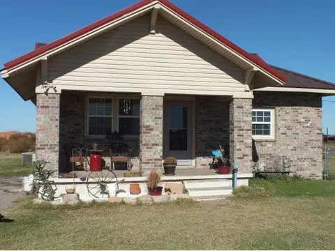20757 E Cr 168, Altus, OK 73521 photo 1
