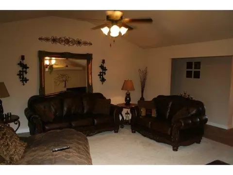 1708 White Tail Dr, Altus, OK 73521 photo 5