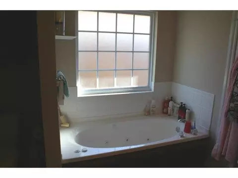 1708 White Tail Dr, Altus, OK 73521 photo 11