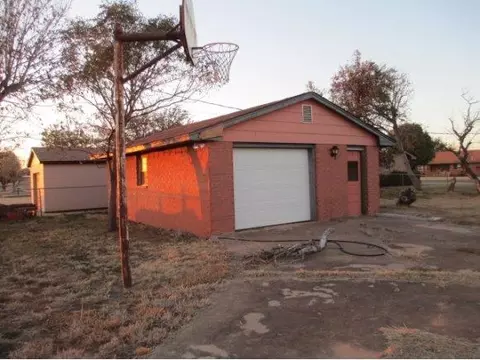 1312 Andy, Altus, OK 73521 photo 4