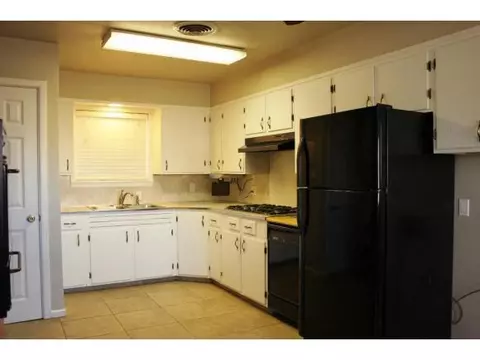 2119 N Lee Dr, Altus, OK 73521 photo 5