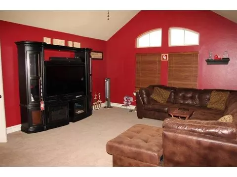 3700 Regal Dr, Altus, OK 73521 photo 6