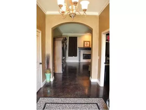 3700 Regal Dr, Altus, OK 73521 photo 2