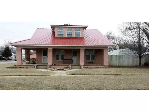 200 E Main, Tipton, OK 73570 photo 1