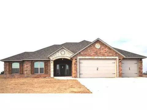803 Arrowhead Dr, Tuttle, OK 73089 photo 1