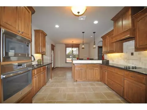 803 Arrowhead Dr, Tuttle, OK 73089 photo 7