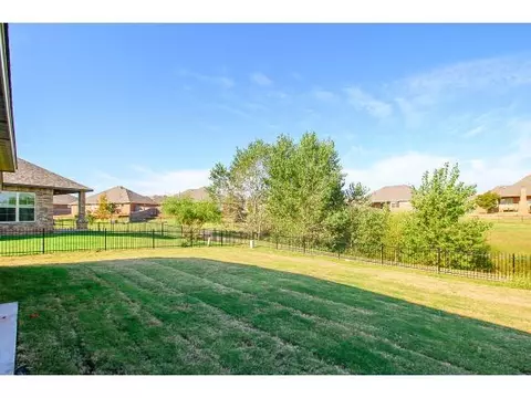304 Summit Crst, Norman, OK 73071 photo 25