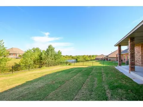 304 Summit Crst, Norman, OK 73071 photo 26