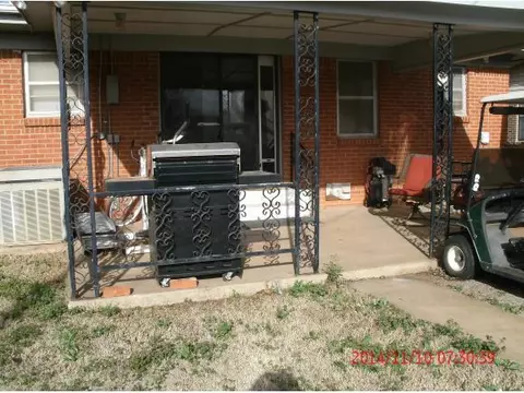 1716 Sunset, Altus, OK 73521 photo 6