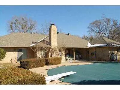 1908 Riverside Dr, Norman, OK 73072 photo 2