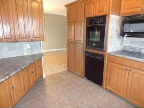 308 Bryan Acres, Burns Flat, OK 73624 photo 10