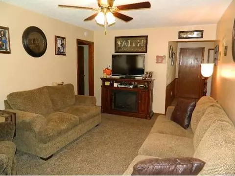 1705 Gale St, Moore, OK 73160 photo 3