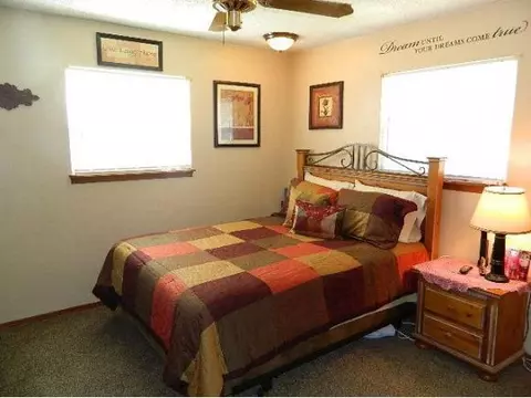 1705 Gale St, Moore, OK 73160 photo 12