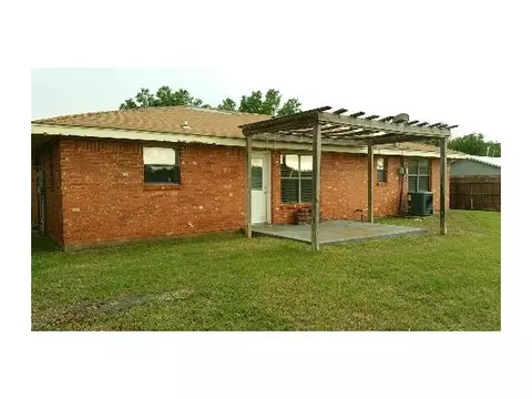 1023 W E Ave, Cache, OK 73527 photo 2