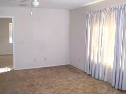 320 Mclaughlin-sparks, Sparks, OK 74869 photo 3