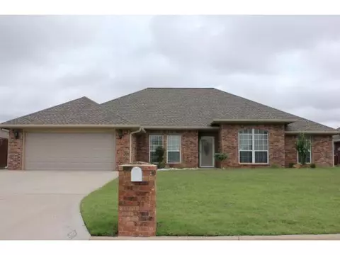 1821 White Tail Cir, Altus, OK 73521 photo 1