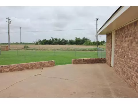 1300 Andy, Altus, OK 73521 photo 14