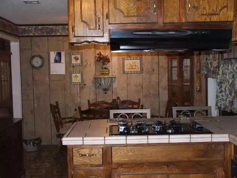 502 S 4th, Mcloud, OK 74851 photo 3