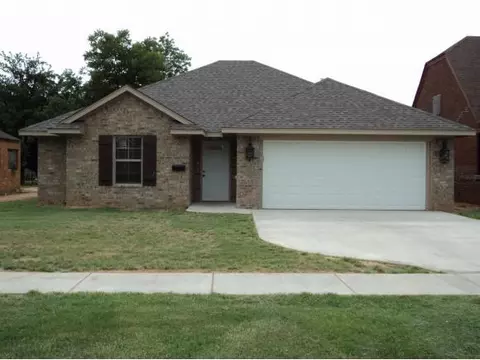 808 E Cypress, Altus, OK 73521 photo 1