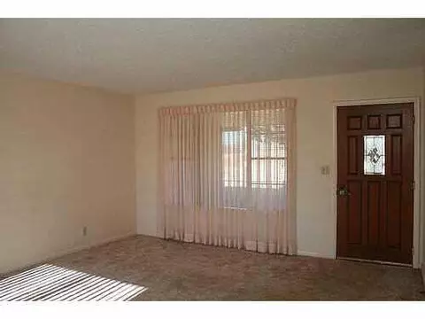 5802 E Robinson, Norman, OK 73026 photo 4