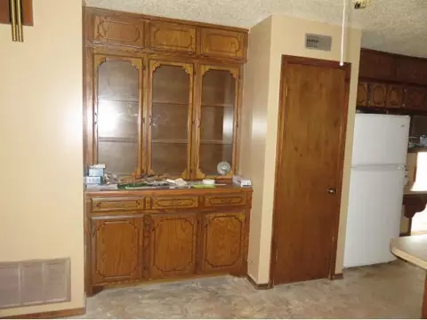 1016 N Forrest, Altus, OK 73521 photo 6