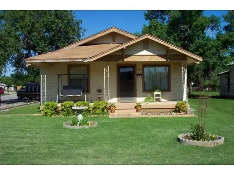 1016 N Forrest, Altus, OK 73521 photo 1