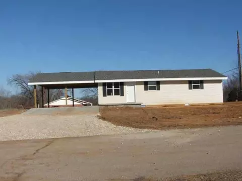 120 S 2nd, Mcloud, OK 74851 photo 1