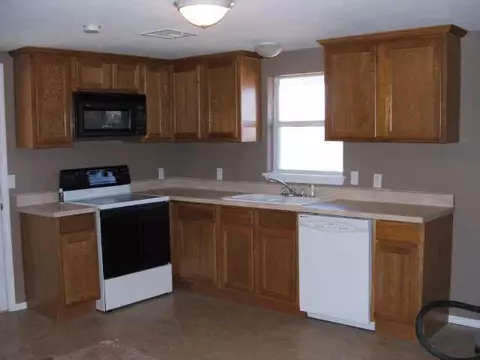120 S 2nd, Mcloud, OK 74851 photo 3