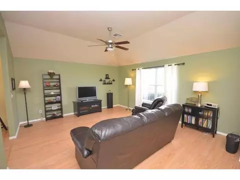 604 Shadowhill, Norman, OK 73071 photo 2