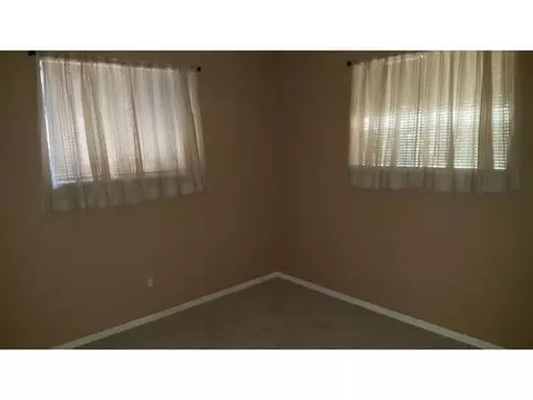 916 Denise St, Altus, OK 73521 photo 8