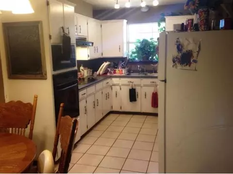 422 E Ada, Tipton, OK 73570 photo 3