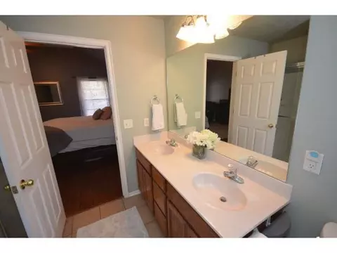 4012 Goshawk, Norman, OK 73072 photo 14