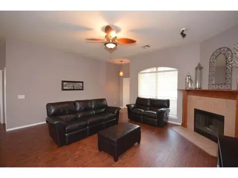 4012 Goshawk, Norman, OK 73072 photo 3