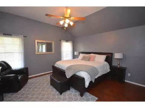 4012 Goshawk, Norman, OK 73072 photo 11