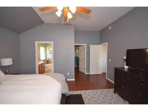 4012 Goshawk, Norman, OK 73072 photo 12