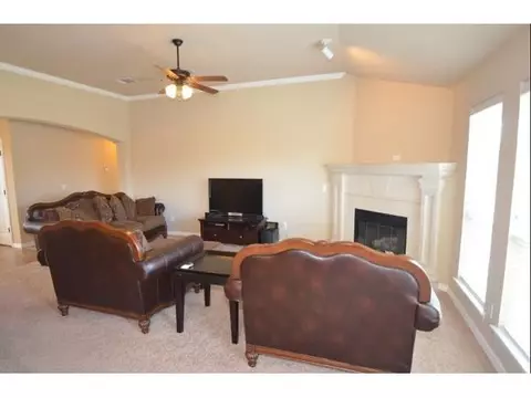 1100 Falco Concolor, Norman, OK 73072 photo 4