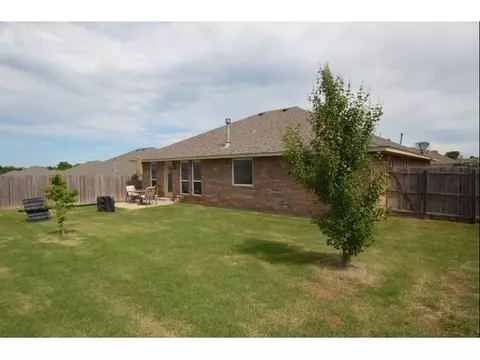 1100 Falco Concolor, Norman, OK 73072 photo 21