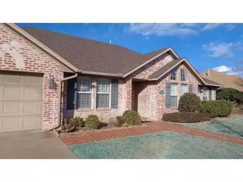 217 N Quail Run, Altus, OK 73521 photo 3
