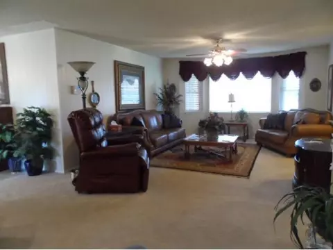 508 N Mockingbird Dr, Altus, OK 73521 photo 7