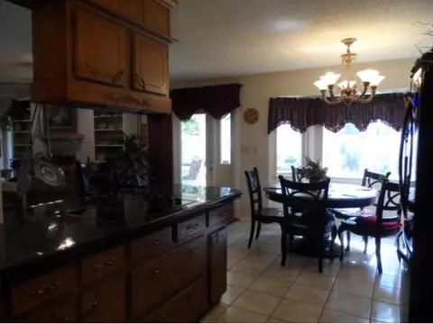 508 N Mockingbird Dr, Altus, OK 73521 photo 13