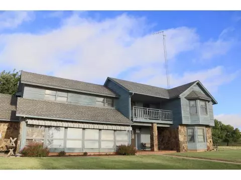 20615 E 990 Rd, Hammon, OK 73650 photo 1
