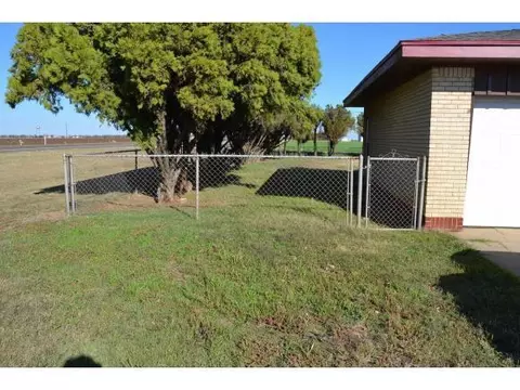 101 Bryan, Burns Flat, OK 73624 photo 34