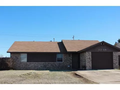 1209 E Katy, Altus, OK 73521 photo 1