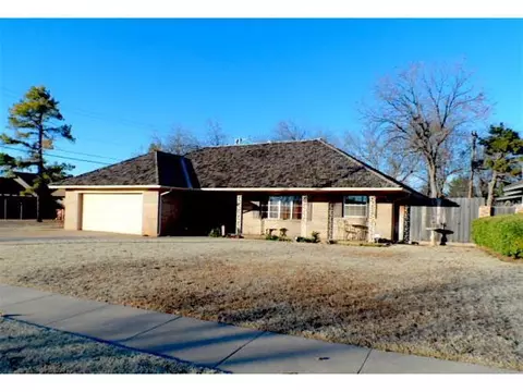 405 Mockingbird Dr S, Altus, OK 73521 photo 2