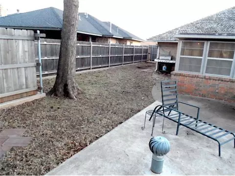 405 Mockingbird Dr S, Altus, OK 73521 photo 4