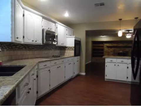 1701 Oxford, Altus, OK 73521 photo 12