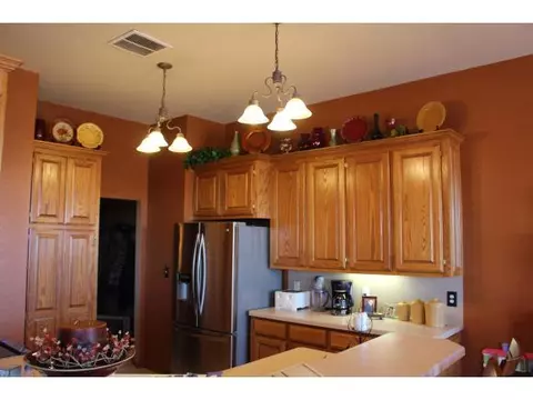 3004 Garrison, Altus, OK 73521 photo 4