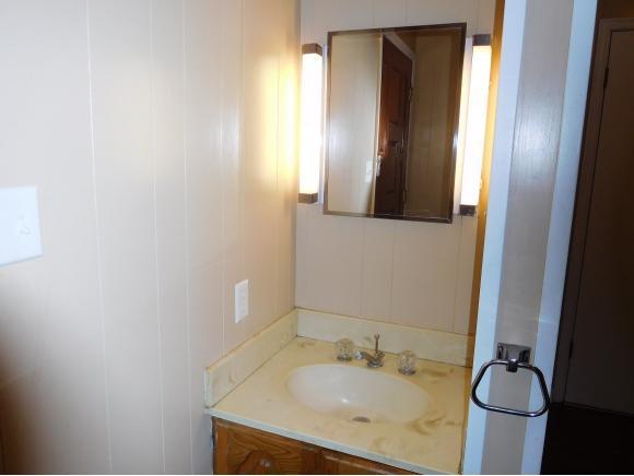 805 W C, Eldorado, OK 73537 photo 22